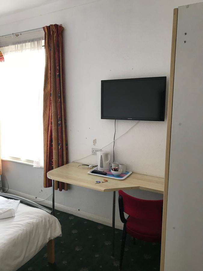 Lindal Hotell Harrow Exteriör bild