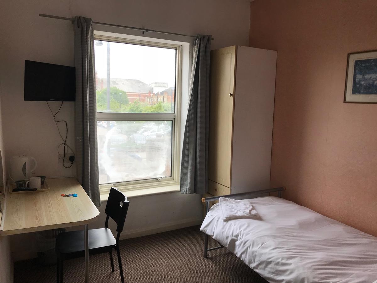 Lindal Hotell Harrow Exteriör bild