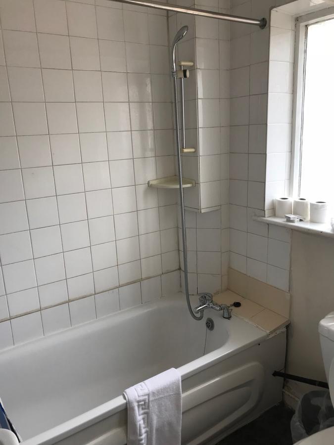 Lindal Hotell Harrow Exteriör bild