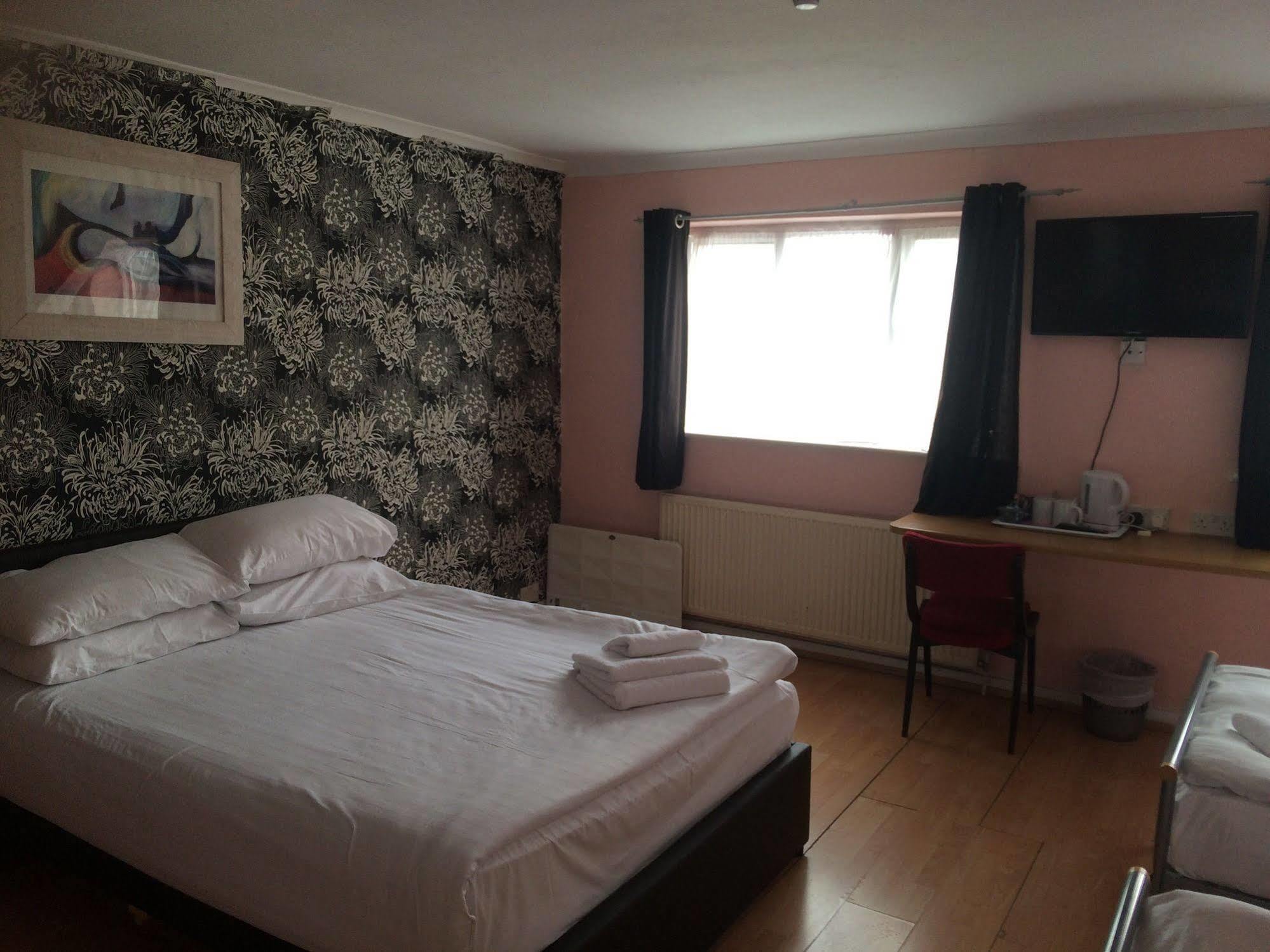 Lindal Hotell Harrow Exteriör bild